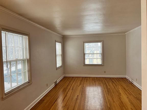 2nd image of 2936 Drew Ave S