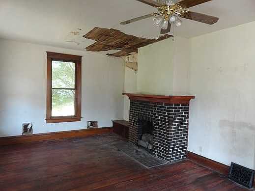 2nd image of 523 N Kelsey Ave