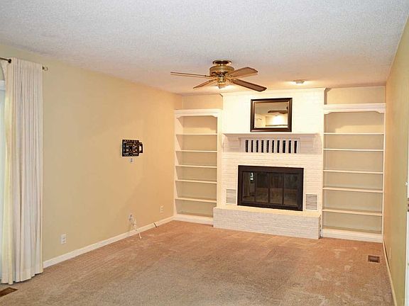 4th image of 2510 Caren Dr