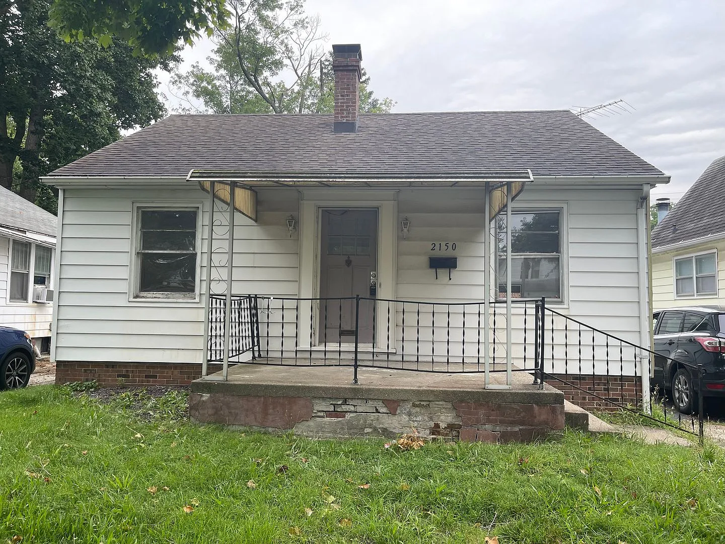 Single Family Home 2 Bd 1 Bath, $950 — Photo 1