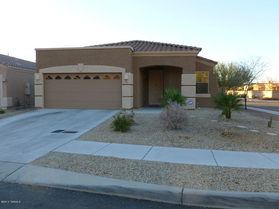 1st image of 2299 E Stone Stable Dr