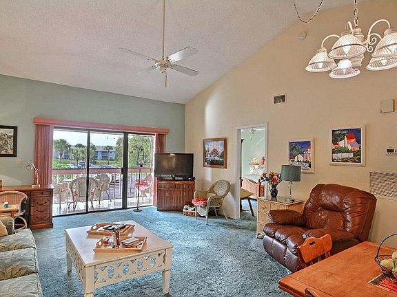 3rd image of 5740 Marina Dr APT 4