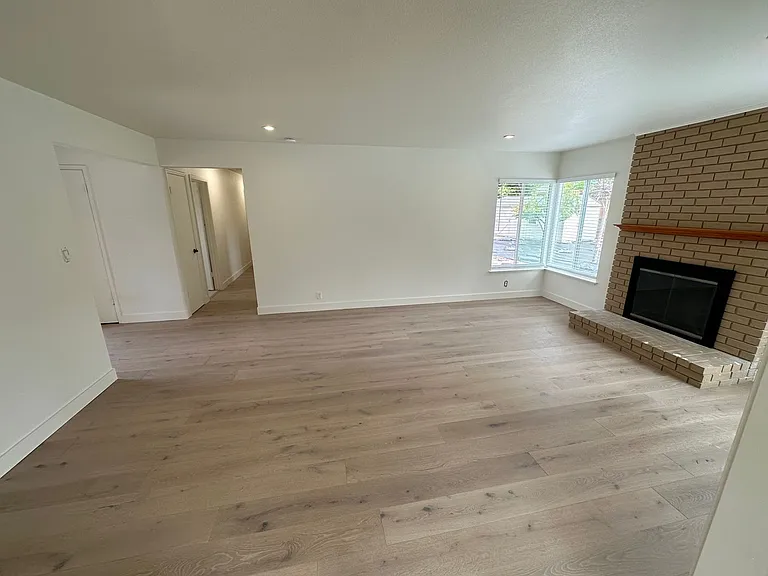 49 San Carlos Ct — Photo 5