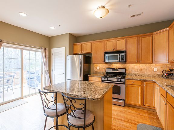 4th image of 128 Wyndham Ln