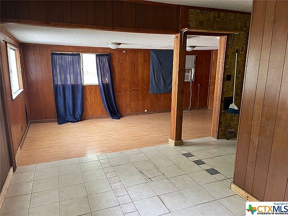 5th image of 1523 Owens St