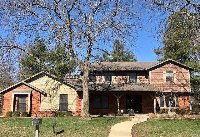 1101 Woodleaf Dr photo 1