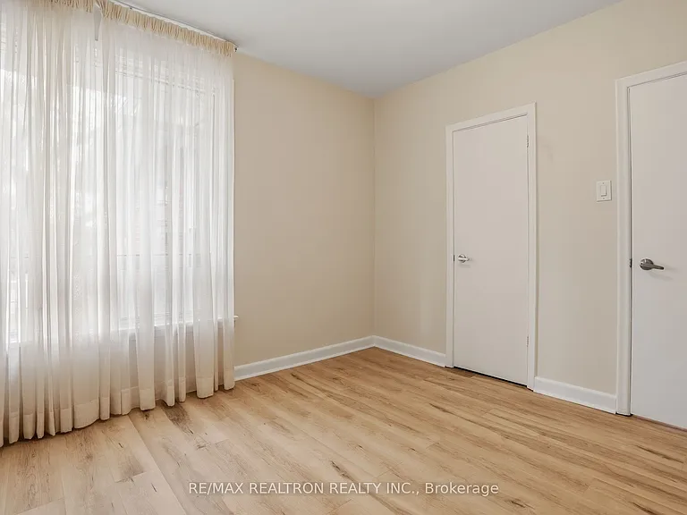 4 Kebral Ave — Photo 16