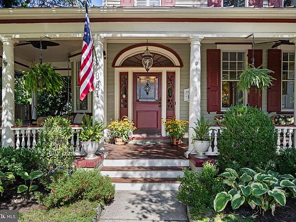 4th image of 331 Chester Ave