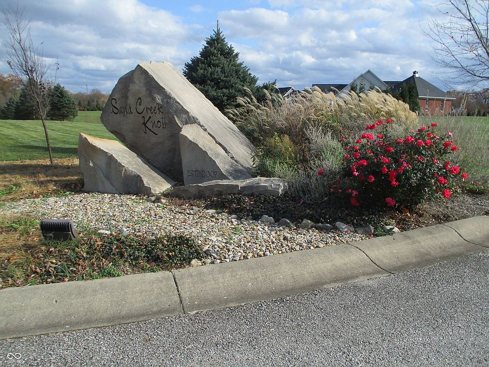 1st image of 3116 E Indian Summer Ln