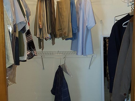 Walk-in Closet