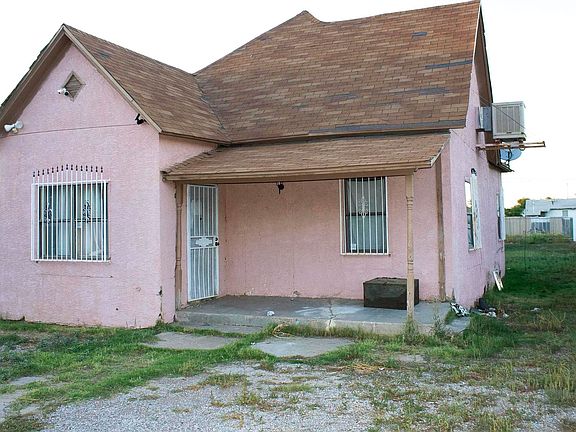 2nd image of 407 E 5th St