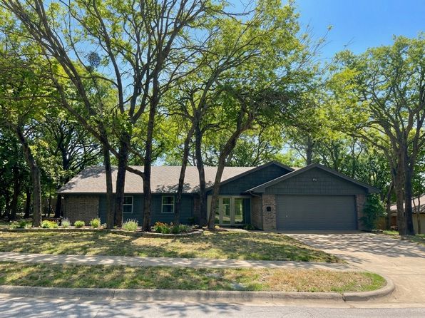 671 Springhill Dr