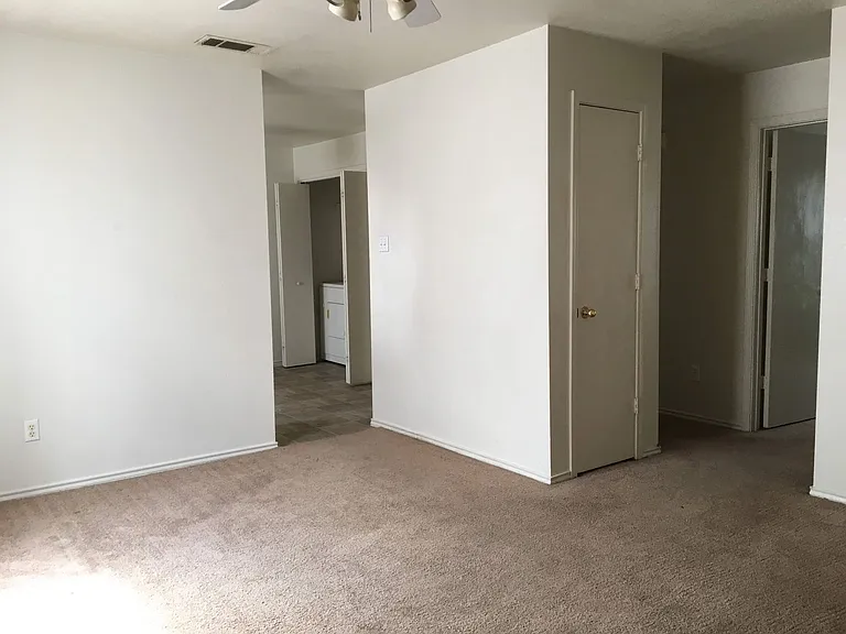 1505 Benttree Dr. — Photo 2