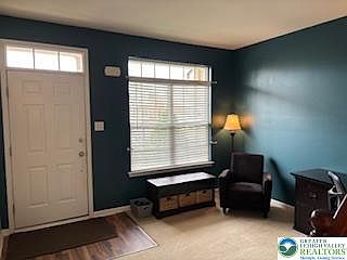 3rd image of 1125 King Way