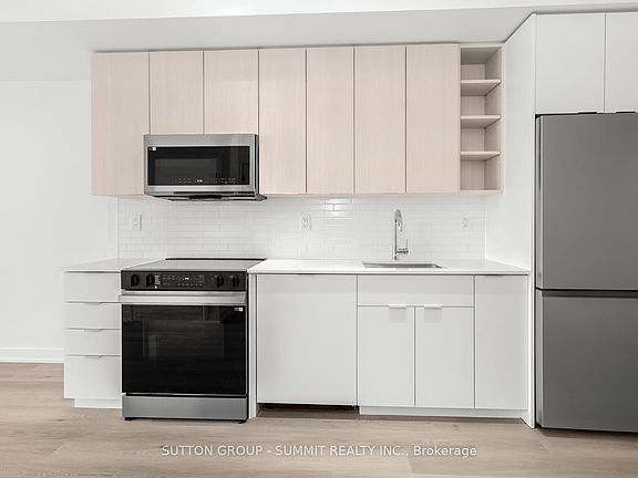 3rd image of 2075 Lakeshore Rd #710