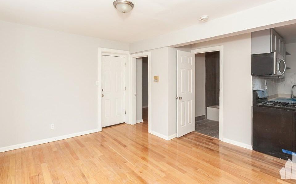 1st image of 2606 W Le Moyne St #2E