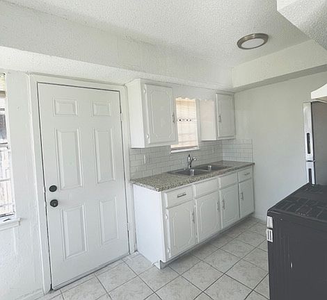 2nd image of 2602 Dalview St APT A