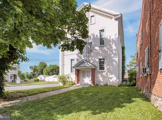 449 N Main St, Bernville, PA 19506