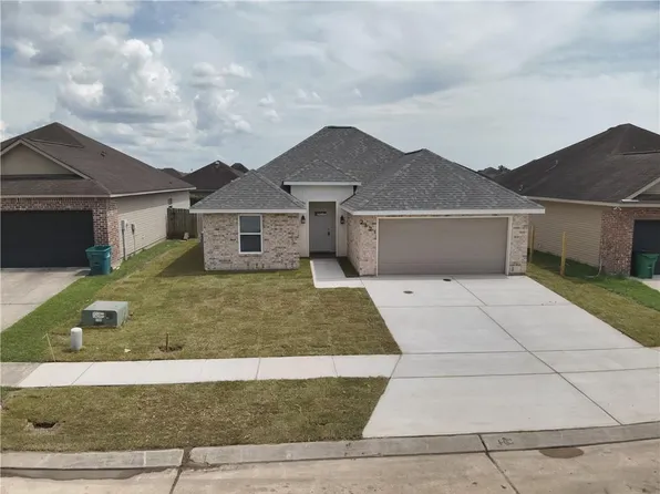 4412 Park Shore Dr, Marrero, LA 70072