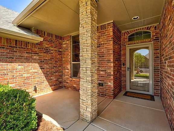 4th image of 12608 Carnelian Way