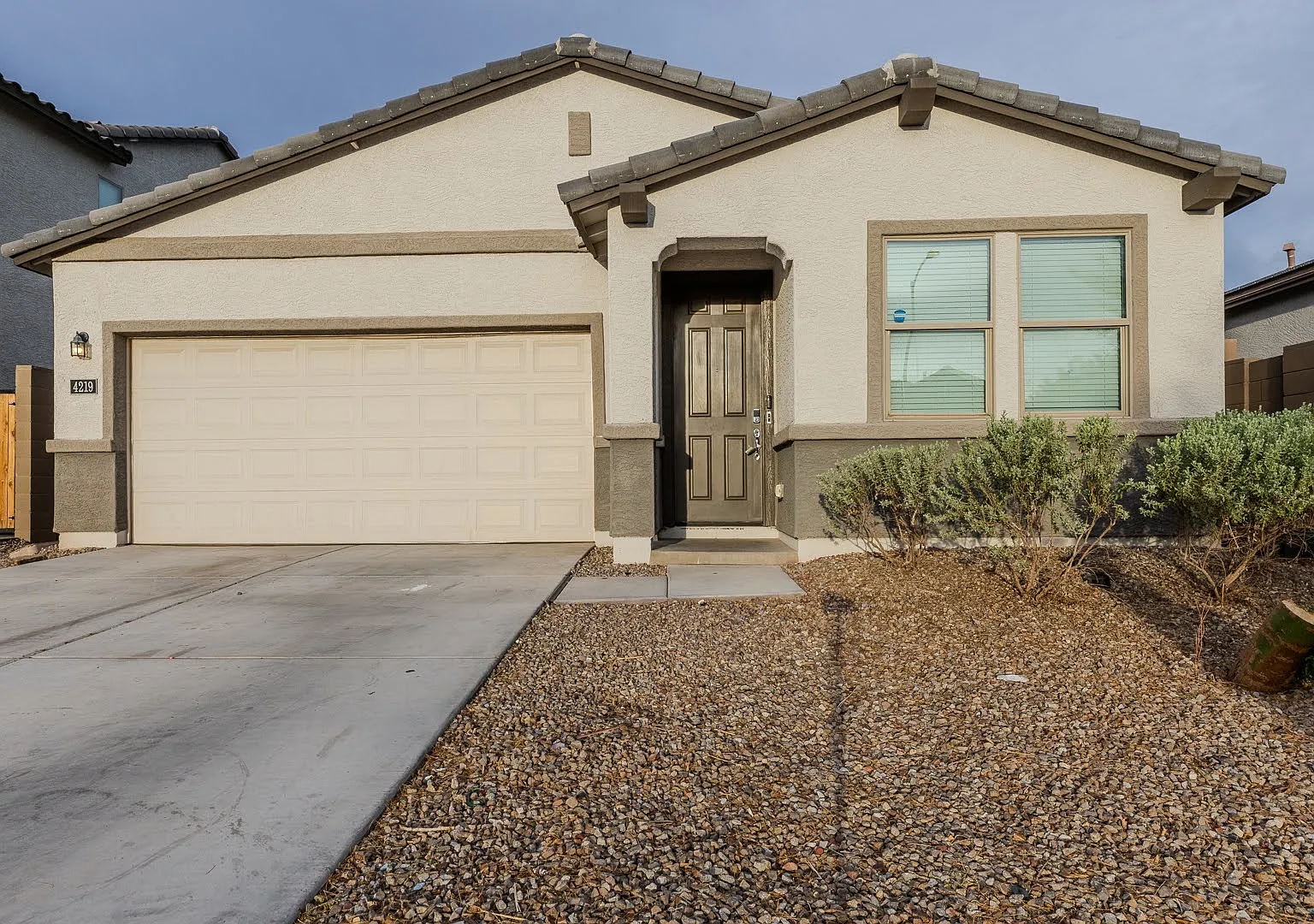 4 bed, 1801 sqft, $2,750 — Photo 1