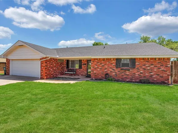 7 Easy St, Clinton, OK 73601