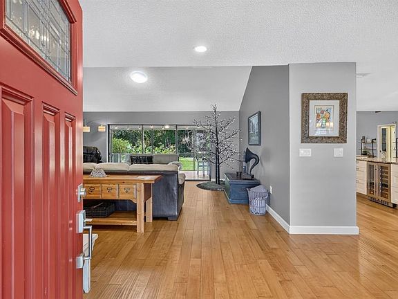 5th image of 4395 OAK VIEW DRIVE