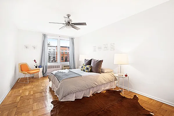 Sold by Compass | media 6