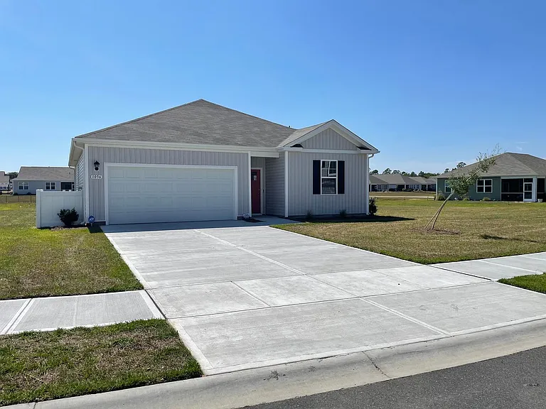 1056 Stanbury Bluff Rd SW — Photo 1