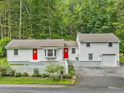 195 Sachem Head Road, Guilford, CT, 06437
