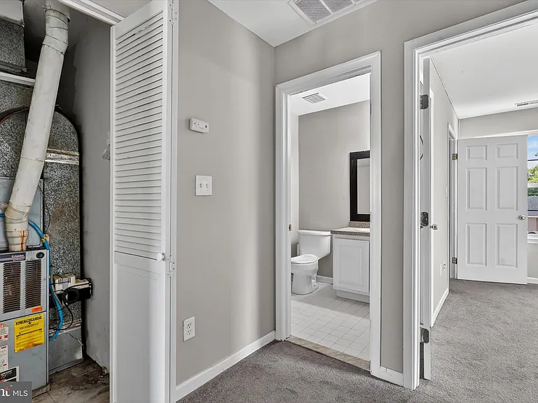 507 S Fairview St — Photo 23