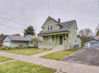 4853 N Vanderbilt St APT B, Portland, OR 97203