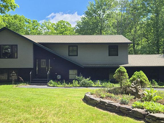 2nd image of 184 Lakewood Dr