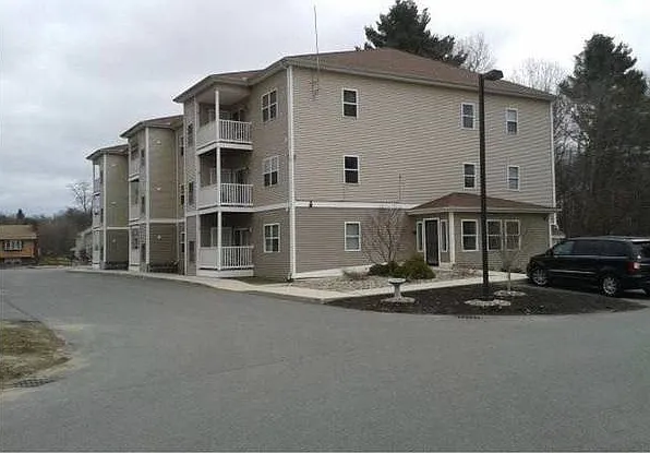 Fahey Place Apartments — Photo 1