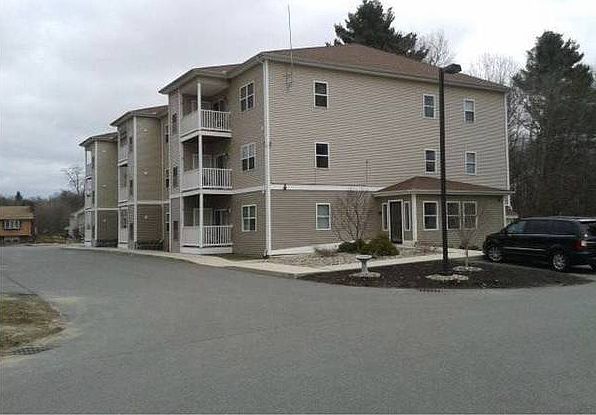1st image of 1360 Main St