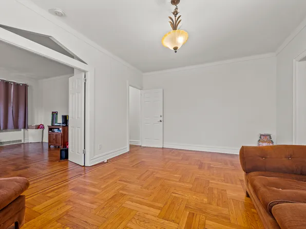1681 Brooklyn Avenue image 3 of 33