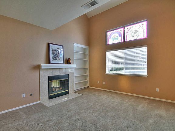3rd image of 548 Danby Ct