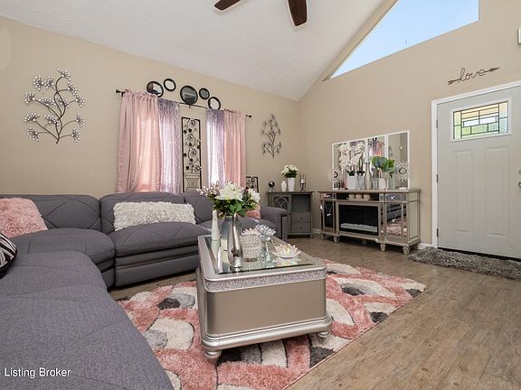 2nd image of 4400 Cosby Ct