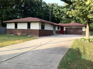 1610 Ridgewood Ave SE, Grand Rapids, MI 49506