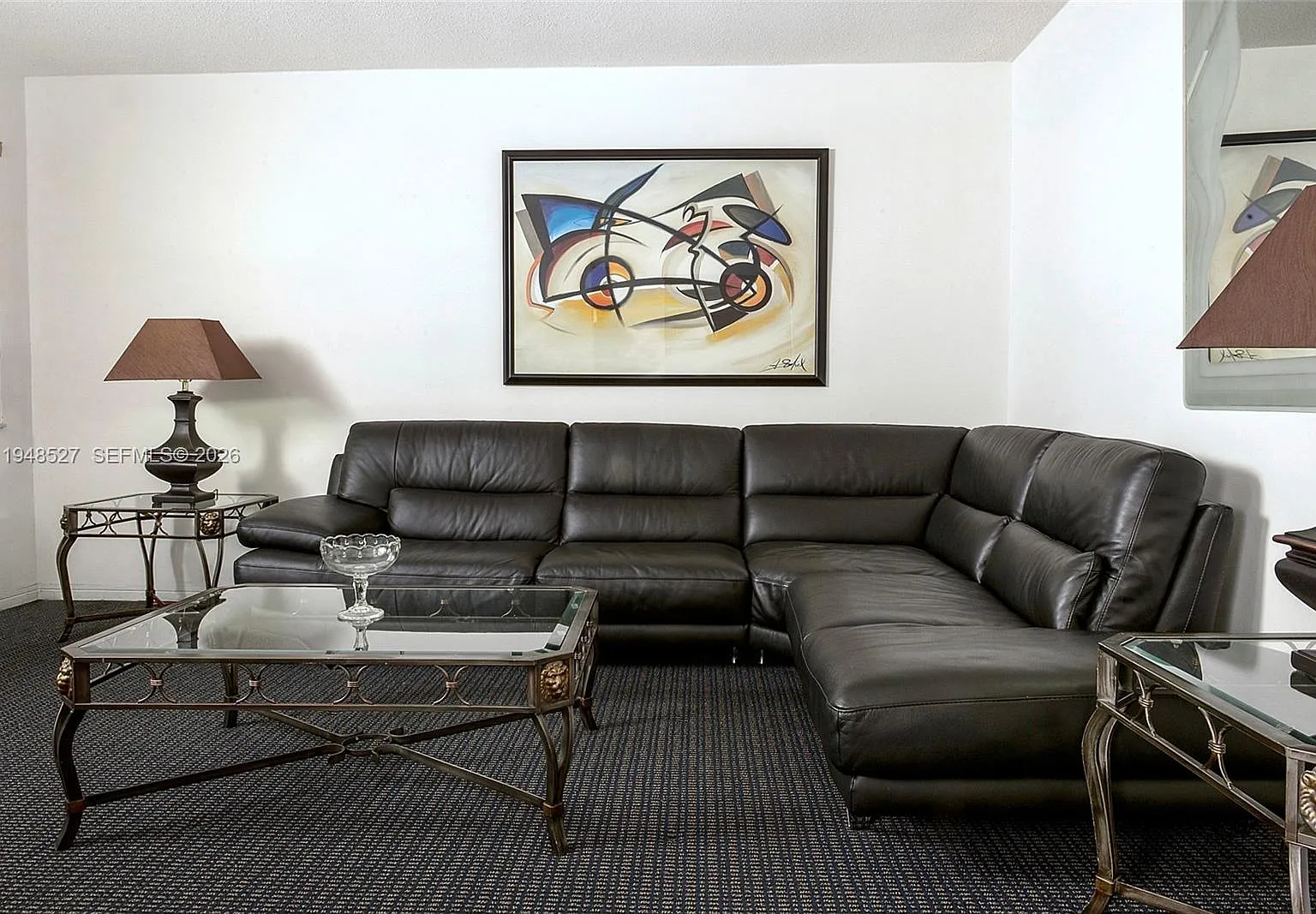 Hollywood South Side Add — Photo 2