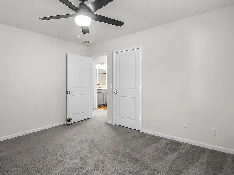 110 Cole St — Photo 47
