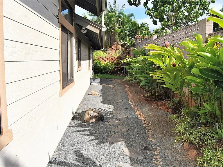 Fully fenced and private back yard, peaceful and serene.