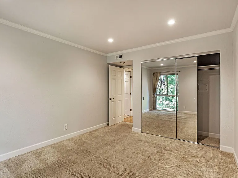 675 Sharon Park Dr #223 — Photo 18