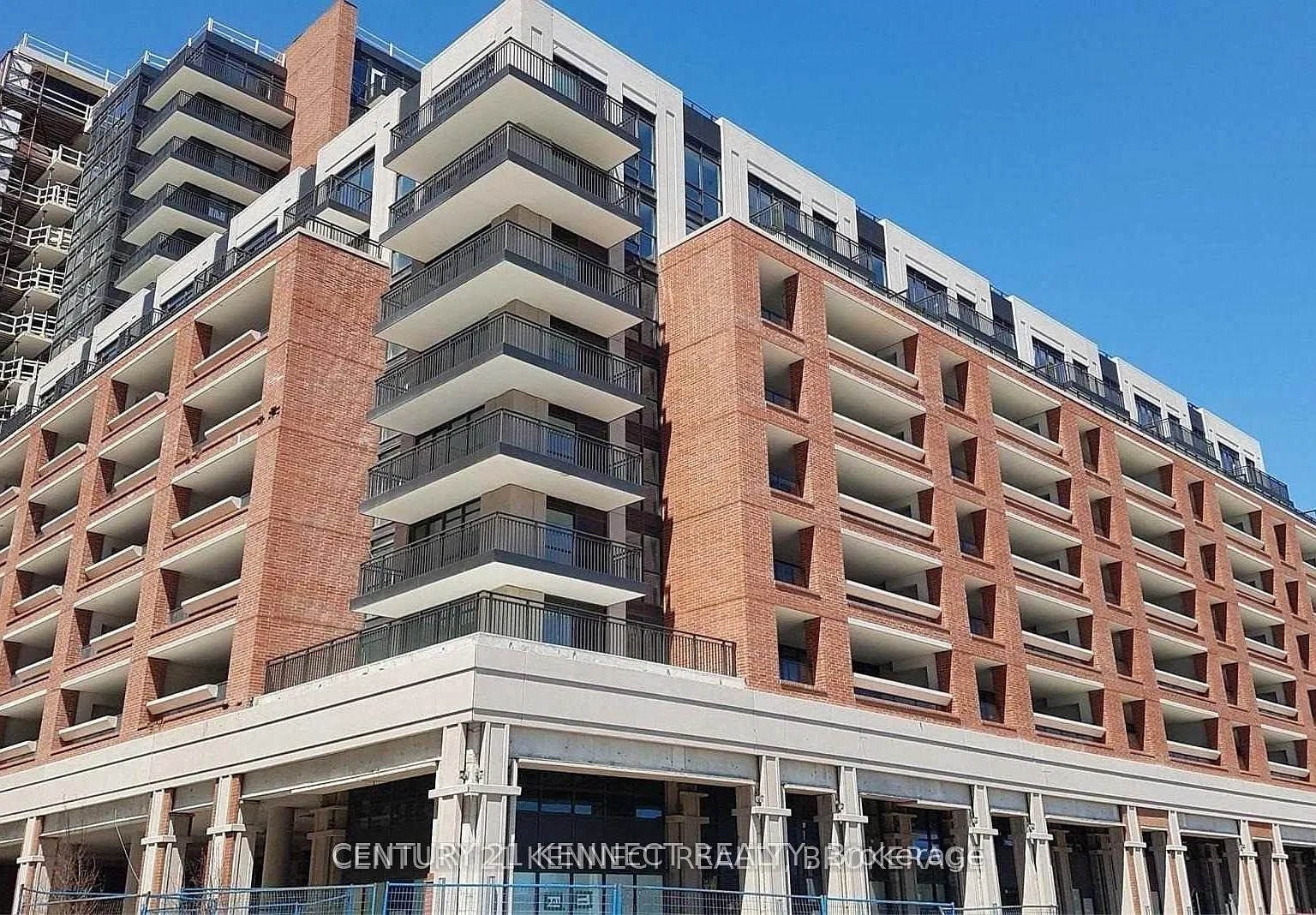 2 bed, $2,400 — Photo 1
