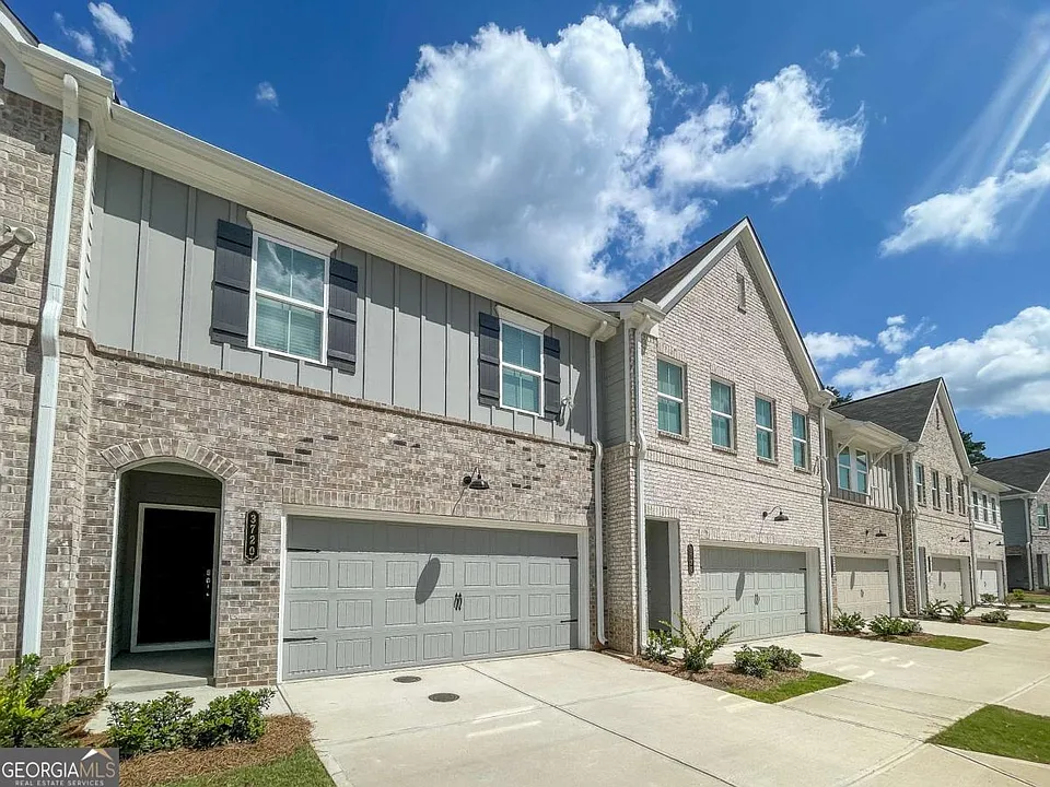 3851 Denton Dr #3851