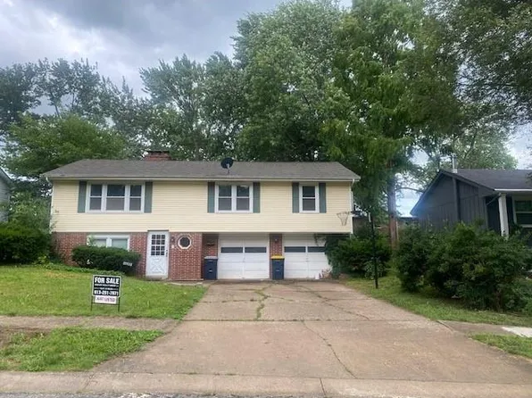 3703 E 113th Ter, Kansas City, MO 64137