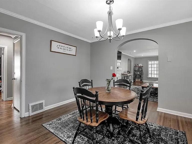 514 S Crestway St — Photo 14