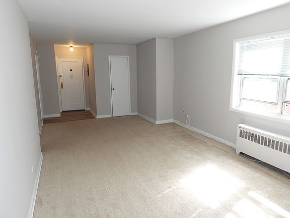 2nd image of 320 S Broadway #E10