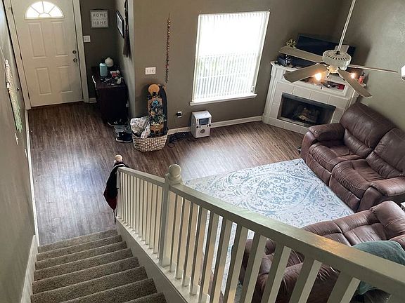 3rd image of 4119 Castellan Dr