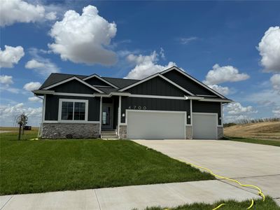4700 179th St, Urbandale, IA, 50323